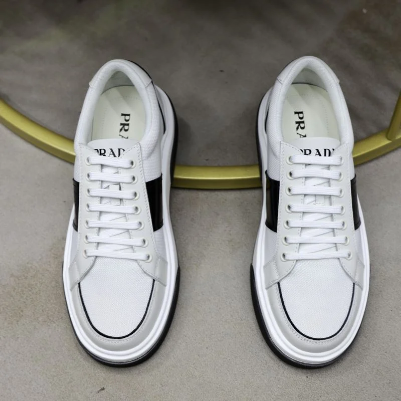 Chic Prada Low Shoes 35681