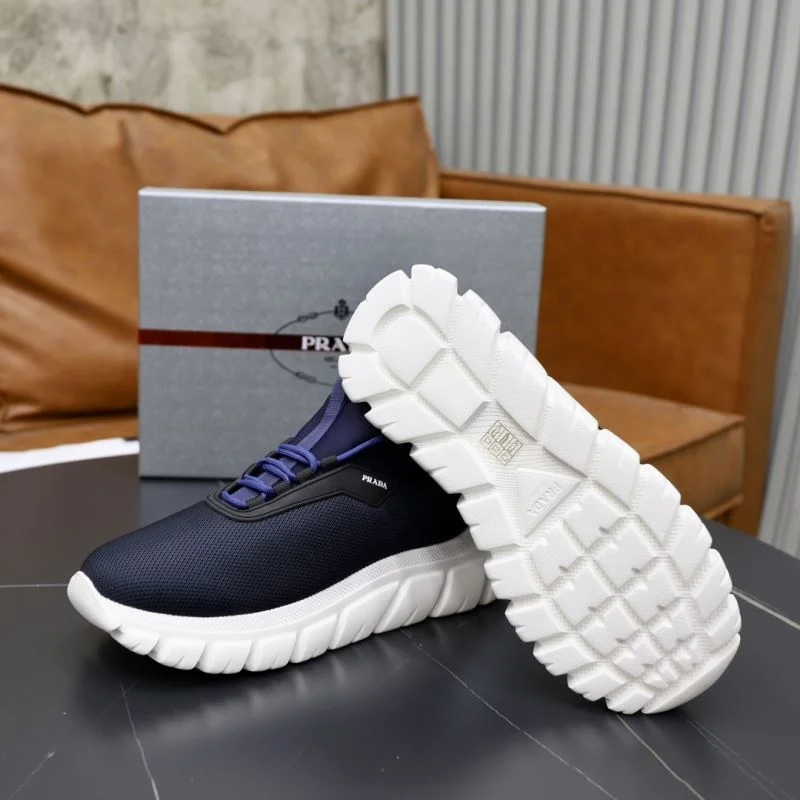 Prada Low Shoes UrbanStyle 35672