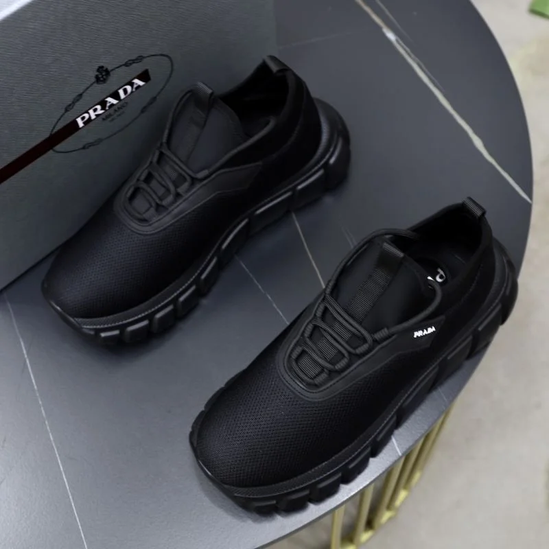 Prada Low Shoes Versatile 35674