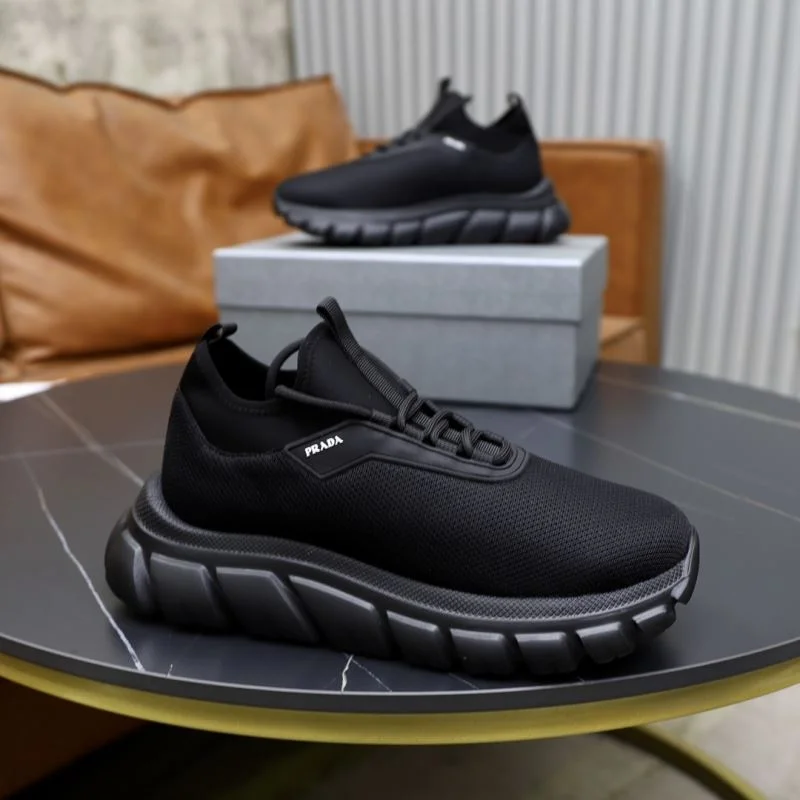 Prada Low Shoes Versatile 35674