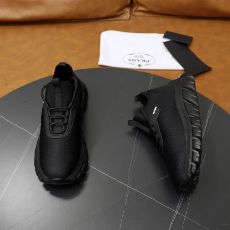 Prada Low Shoes Versatile 35674