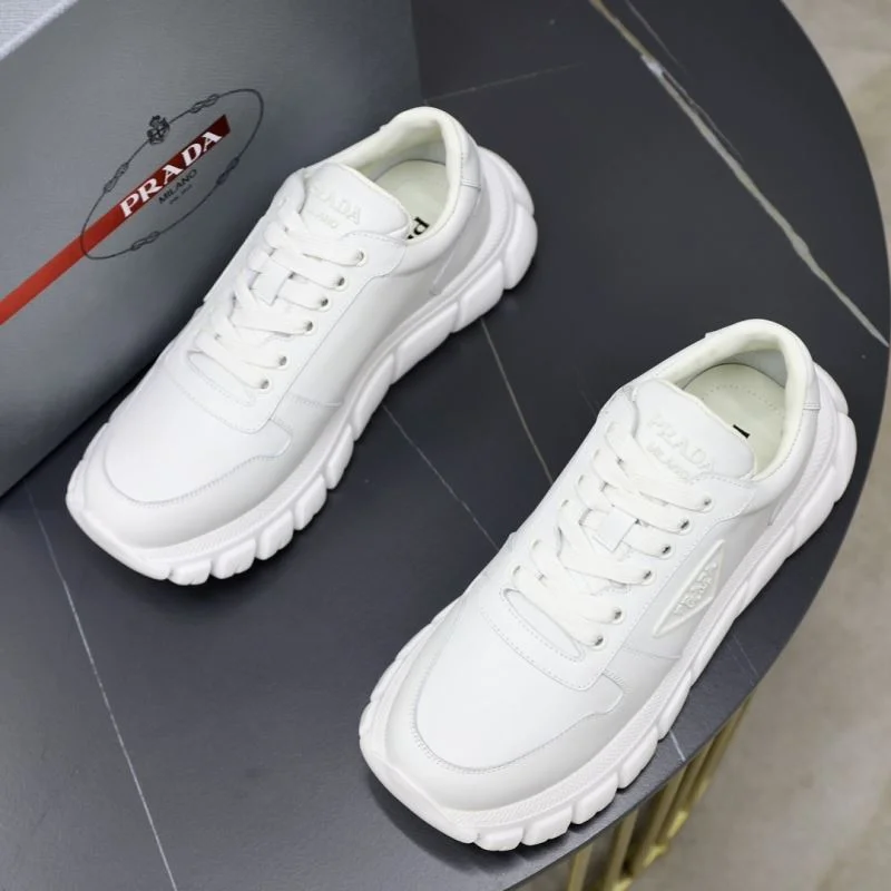 Prada Low Shoes EasyCare 35673