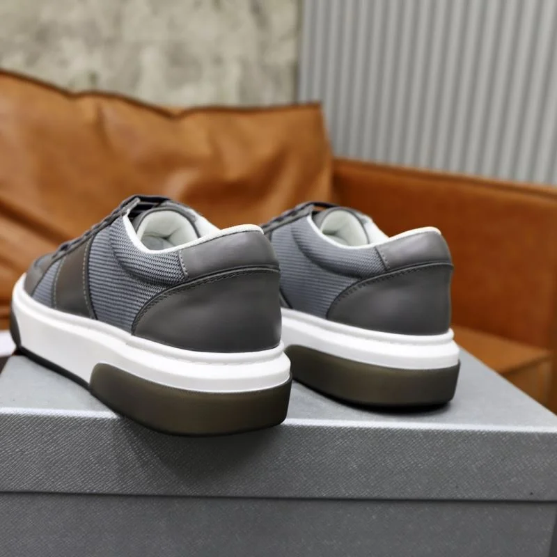 Prada Low Shoes FreshLook 35666