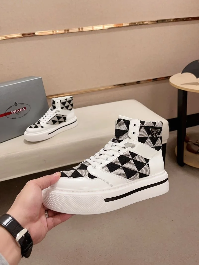 Prada Low Shoes RelaxedFit 35660