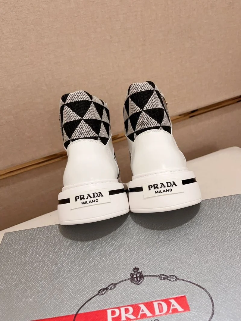 Prada Low Shoes RelaxedFit 35660