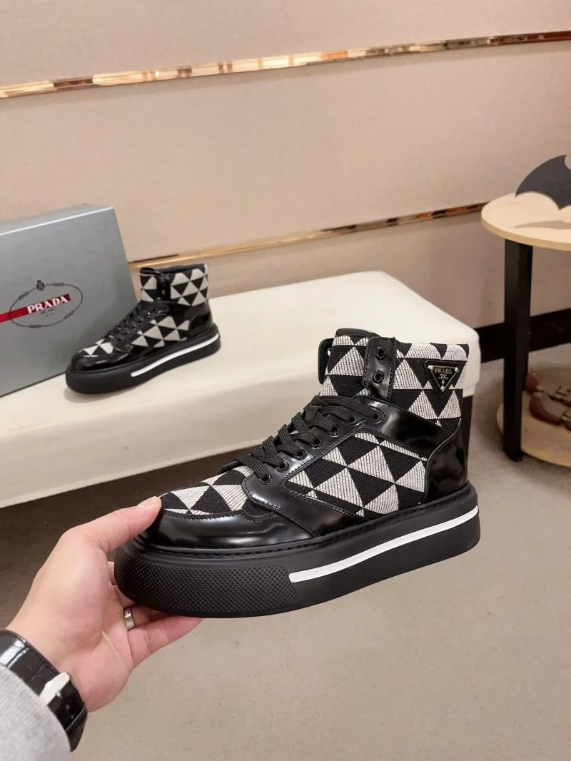 Contemporary Prada Low Shoes 35640