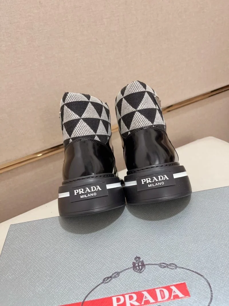 Contemporary Prada Low Shoes 35640