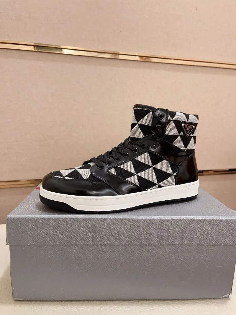 Prada Low Shoes Practical 35650