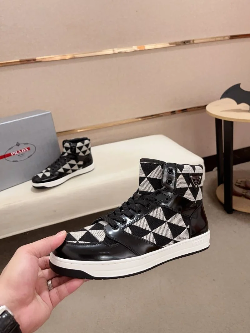 Prada Low Shoes Practical 35650