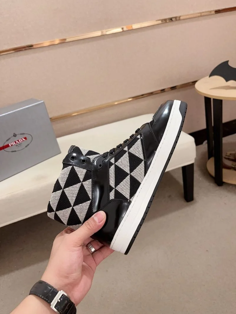 Prada Low Shoes Practical 35650