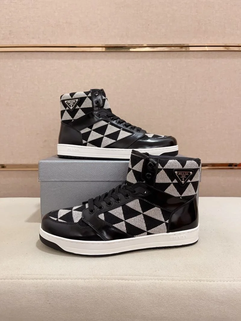 Prada Low Shoes Practical 35650