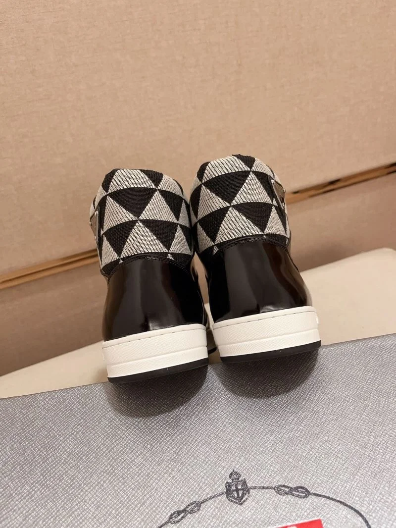 Prada Low Shoes Practical 35650