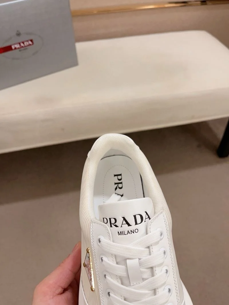 Youthful Prada Low Shoes 35633