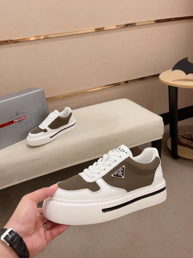 Prada Low Shoes Elegant 35644