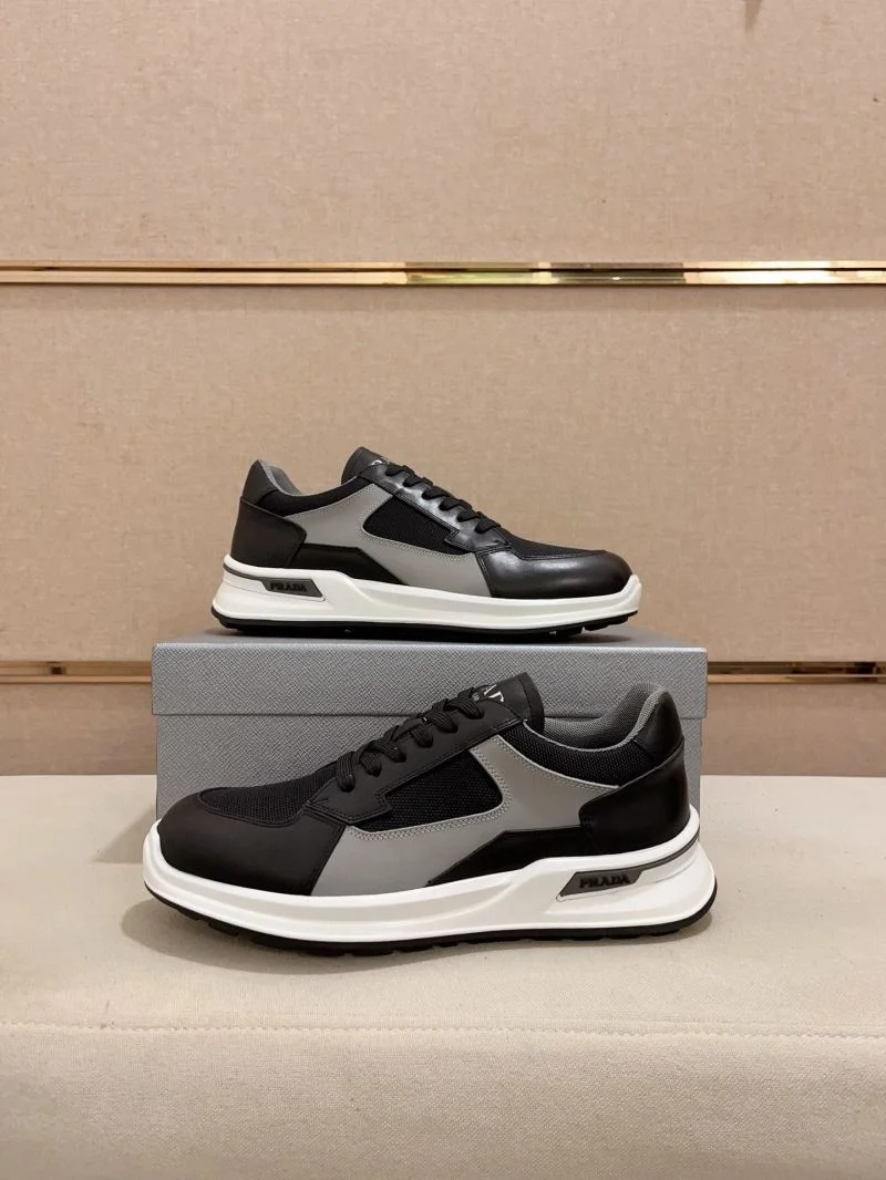 Original Prada Low Shoes 35659