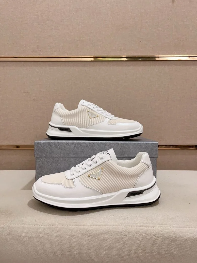 Prada Low Shoes TimelessDesign 35655