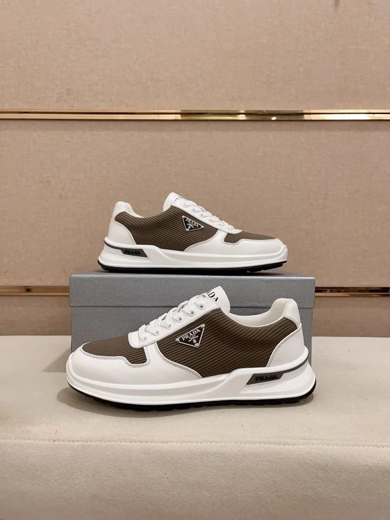 Prada Low Shoes TimelessDesign 35639