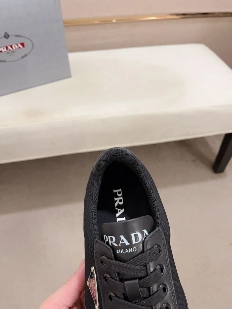 Premium Prada Low Shoes 35658