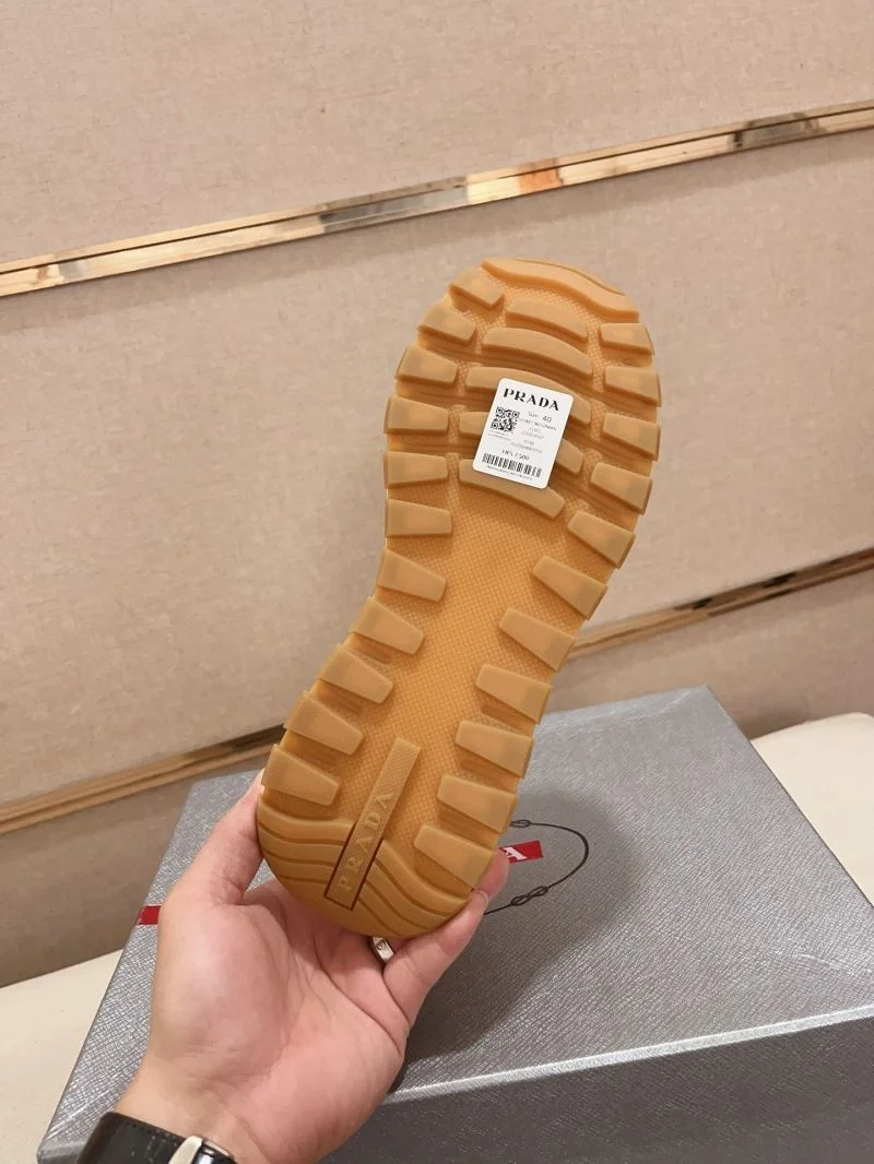 Stretchable Prada Low Shoes 35657