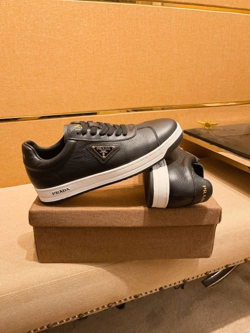 Resilient Prada Low Shoes 35653