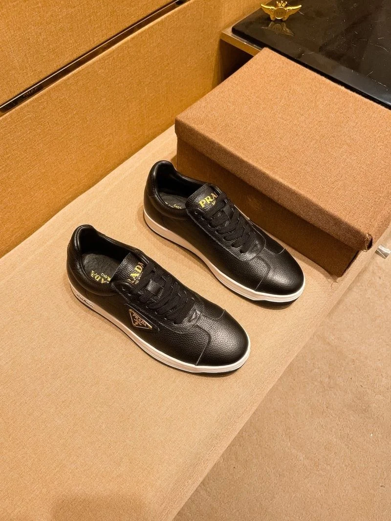 Resilient Prada Low Shoes 35653