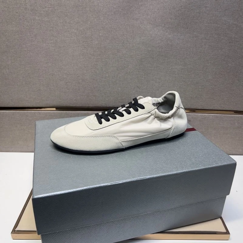 TechFriendly Prada Low Shoes 35632