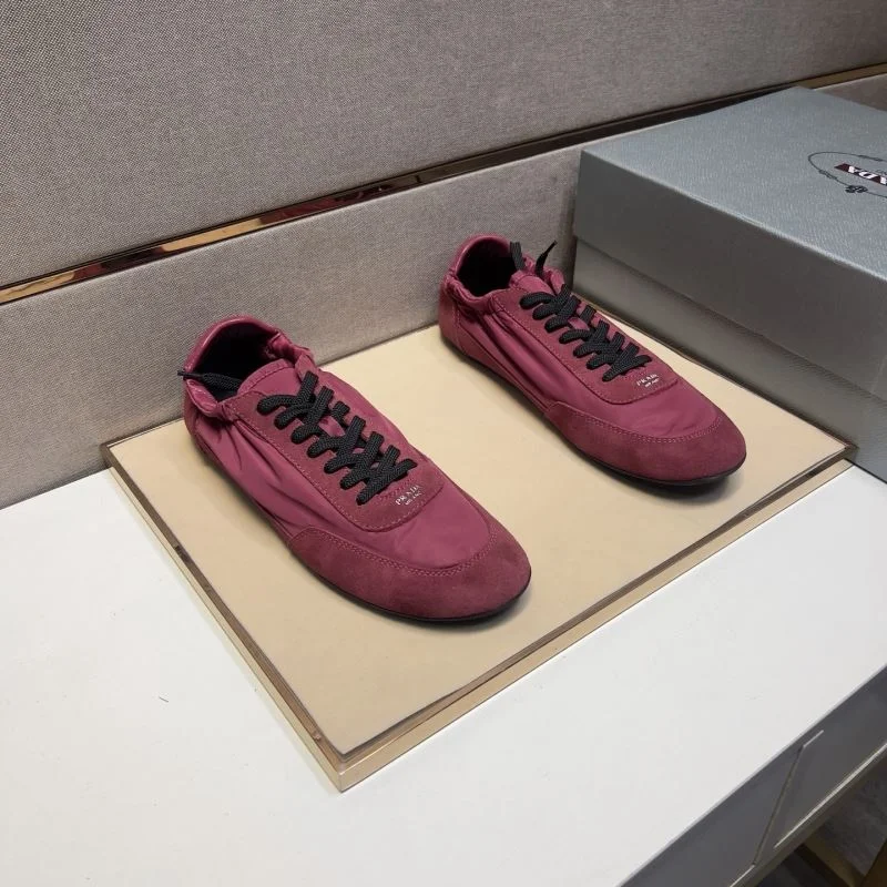 UrbanChic Prada Low Shoes 35627