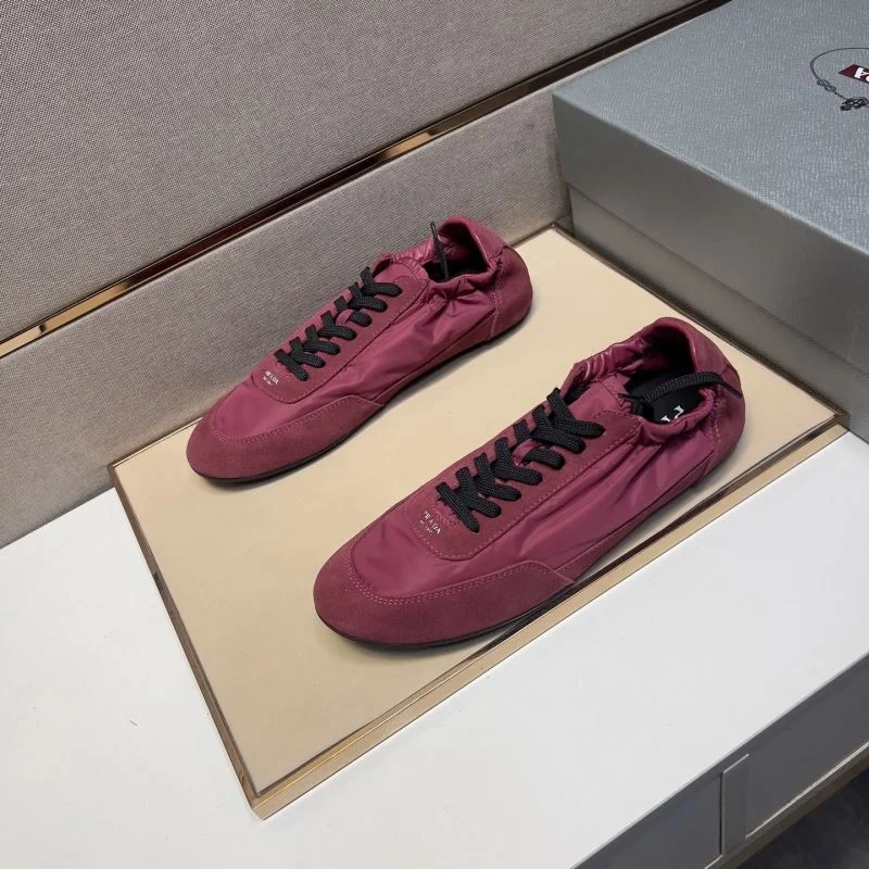 UrbanChic Prada Low Shoes 35627