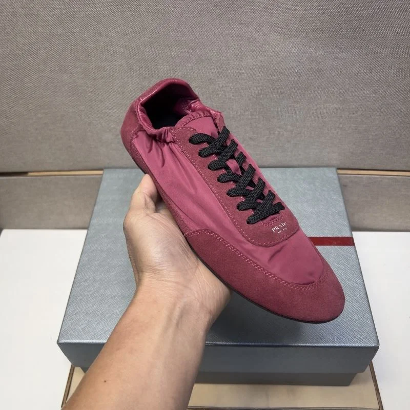 UrbanChic Prada Low Shoes 35627