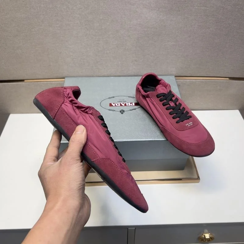 UrbanChic Prada Low Shoes 35627