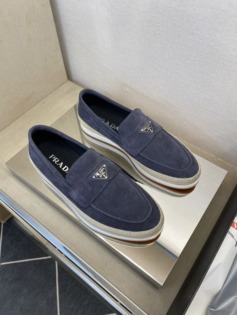 Prada Low Shoes MultiPurpose 35623