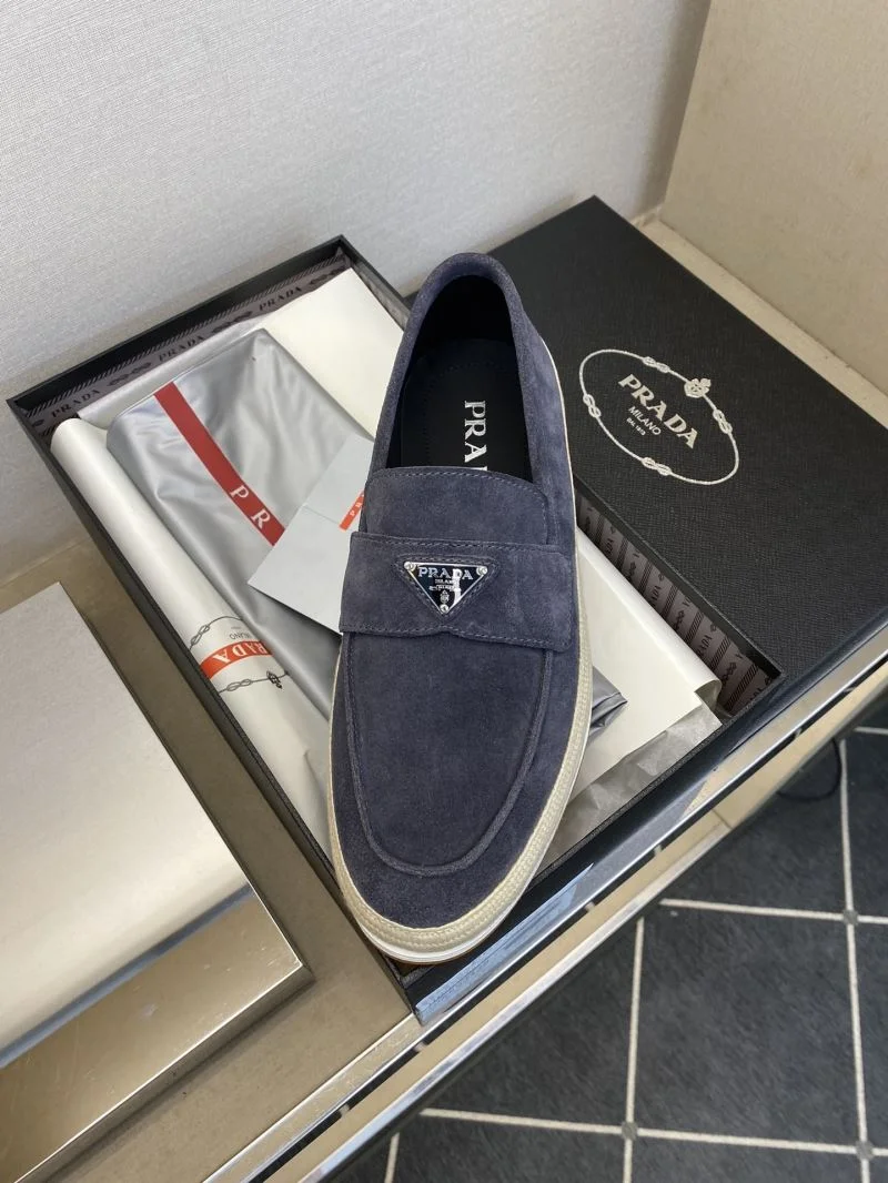 Prada Low Shoes MultiPurpose 35623