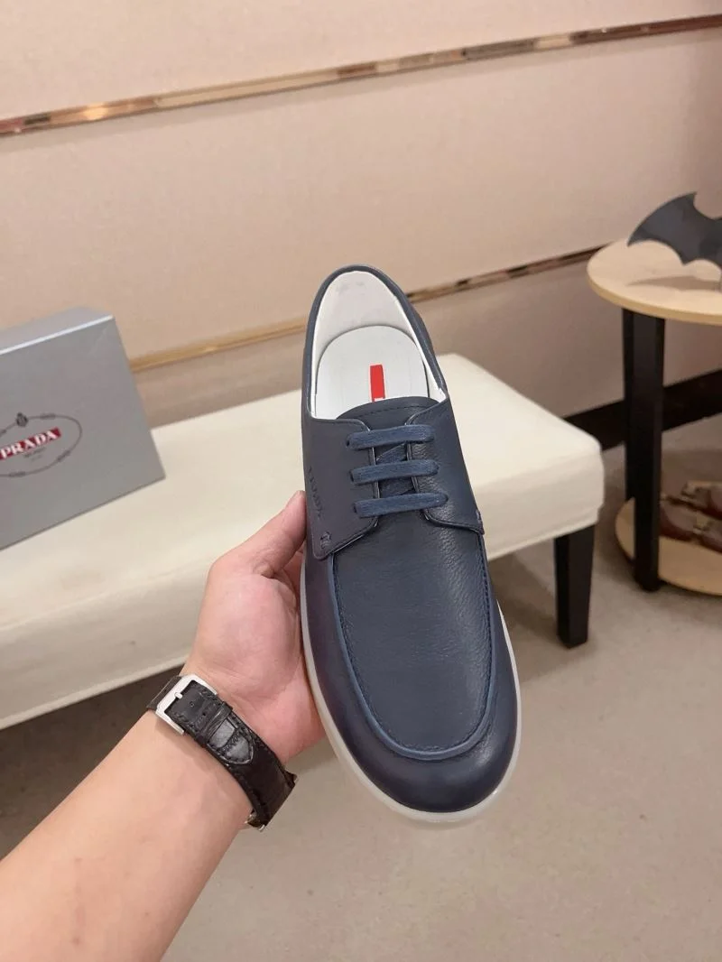 Prada Low Shoes TimelessDesign 35602