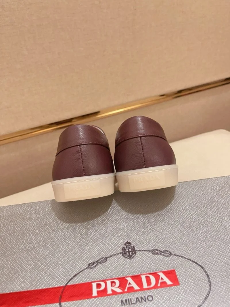 Prada Low Shoes Vibrant 35591