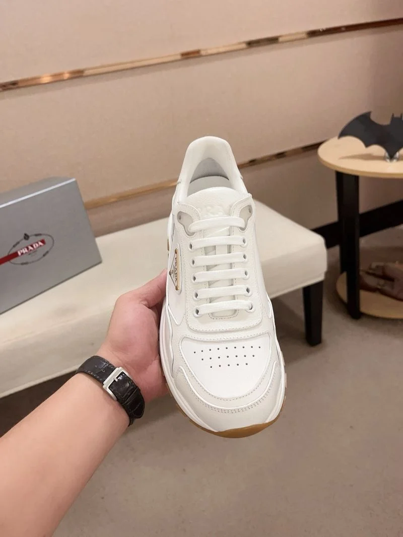 Breathable Prada Low Shoes 35596