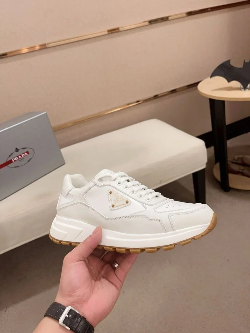 Breathable Prada Low Shoes 35596