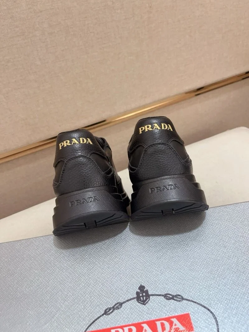 Prada Low Shoes ComfortFit 35618