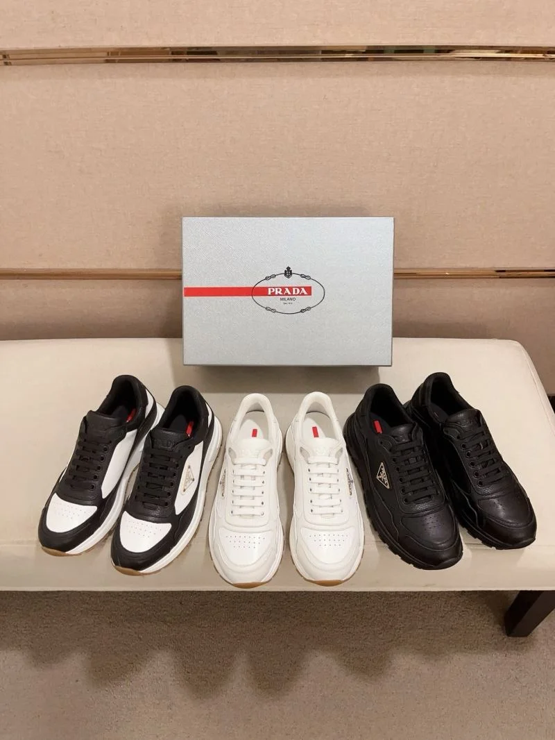 Prada Low Shoes ComfortFit 35618