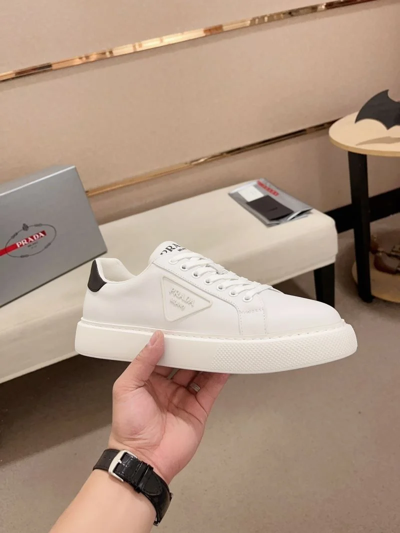 ComfortFit Prada Low Shoes 35613