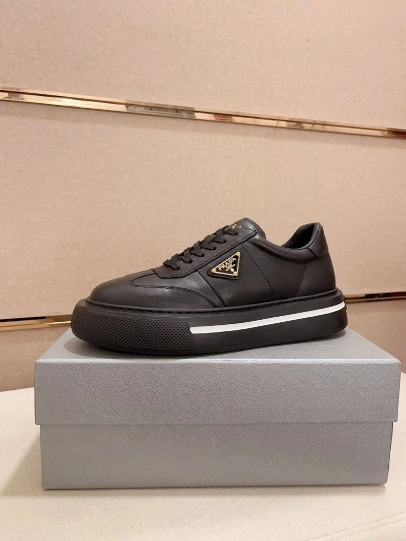 Reliable Prada Low Shoes 35614
