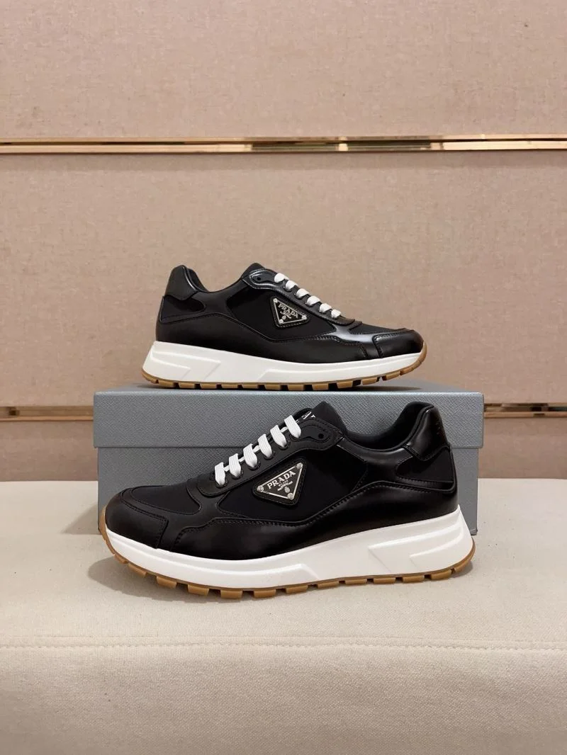 Prada Low Shoes Lightweight 35586