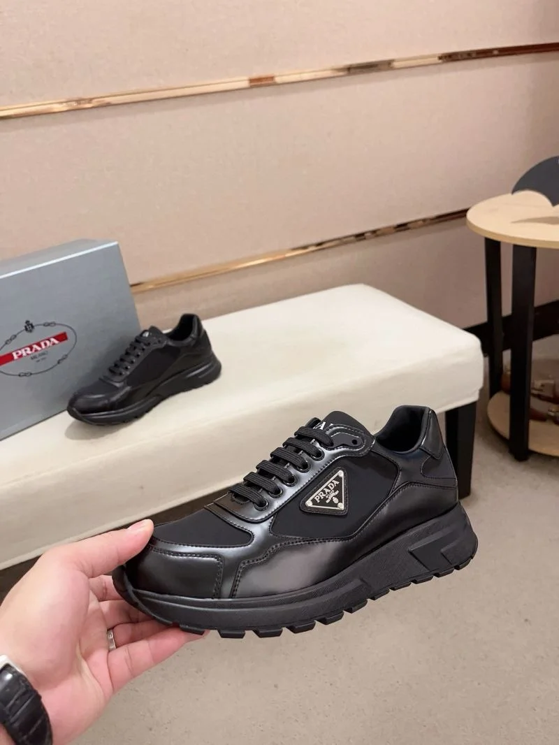 Trendy Prada Low Shoes 35587