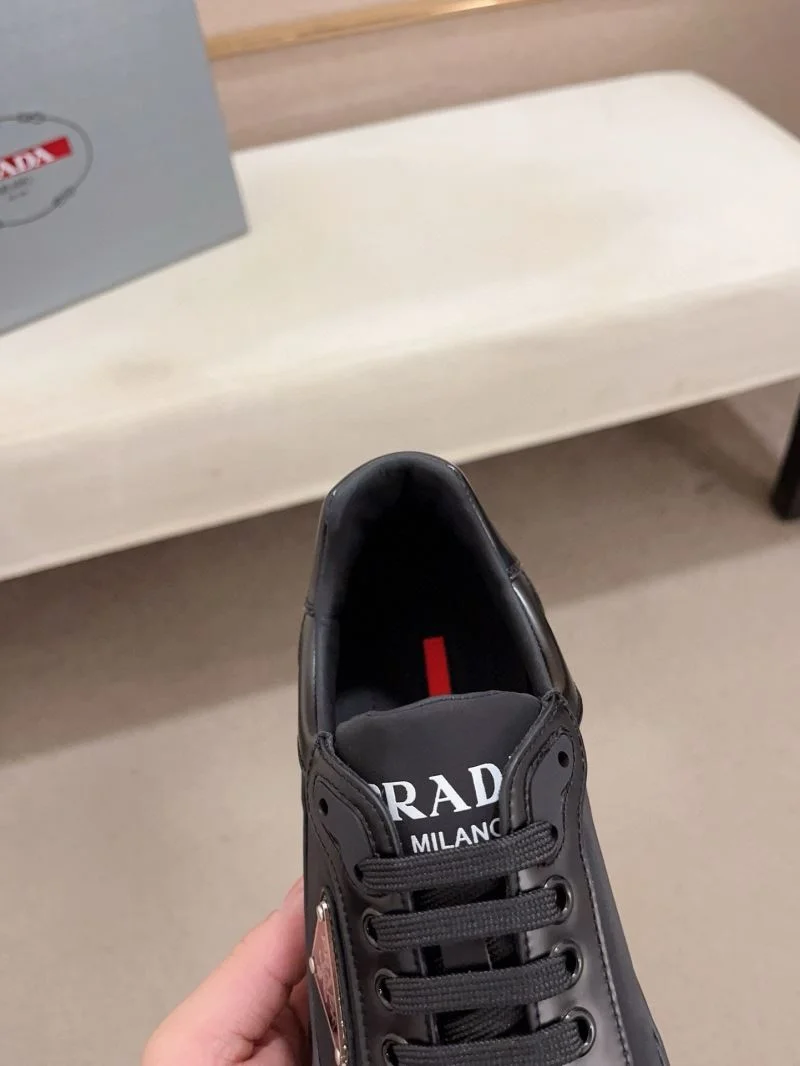 Trendy Prada Low Shoes 35587