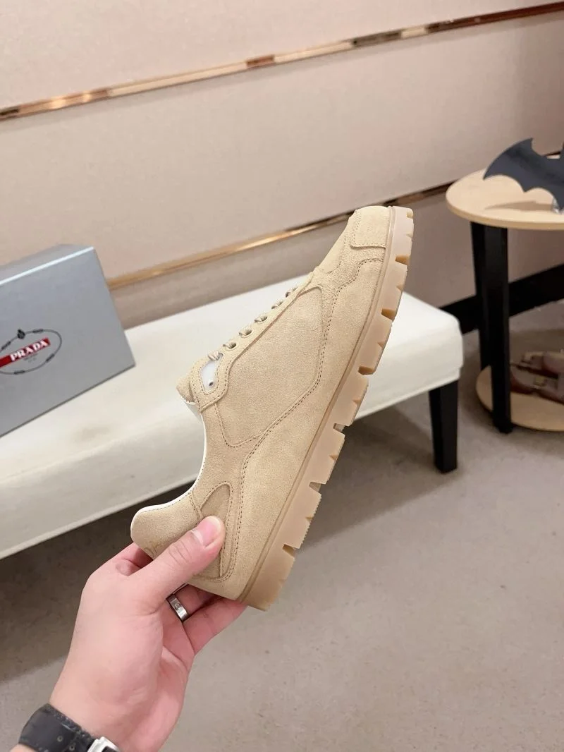 Cozy Prada Low Shoes 35588