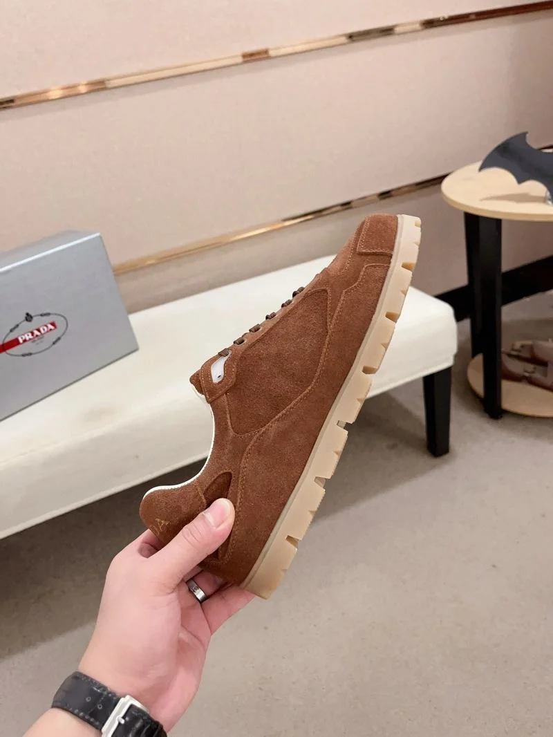 Compact Prada Low Shoes 35595