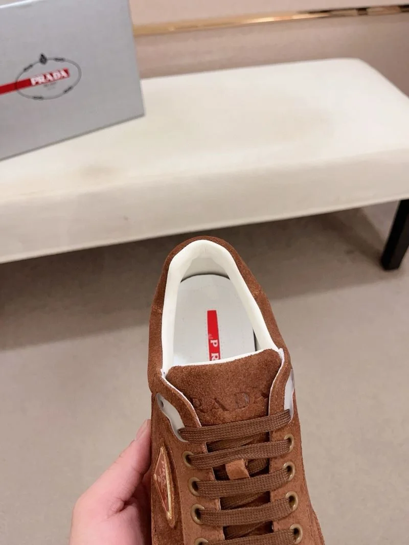 Compact Prada Low Shoes 35595