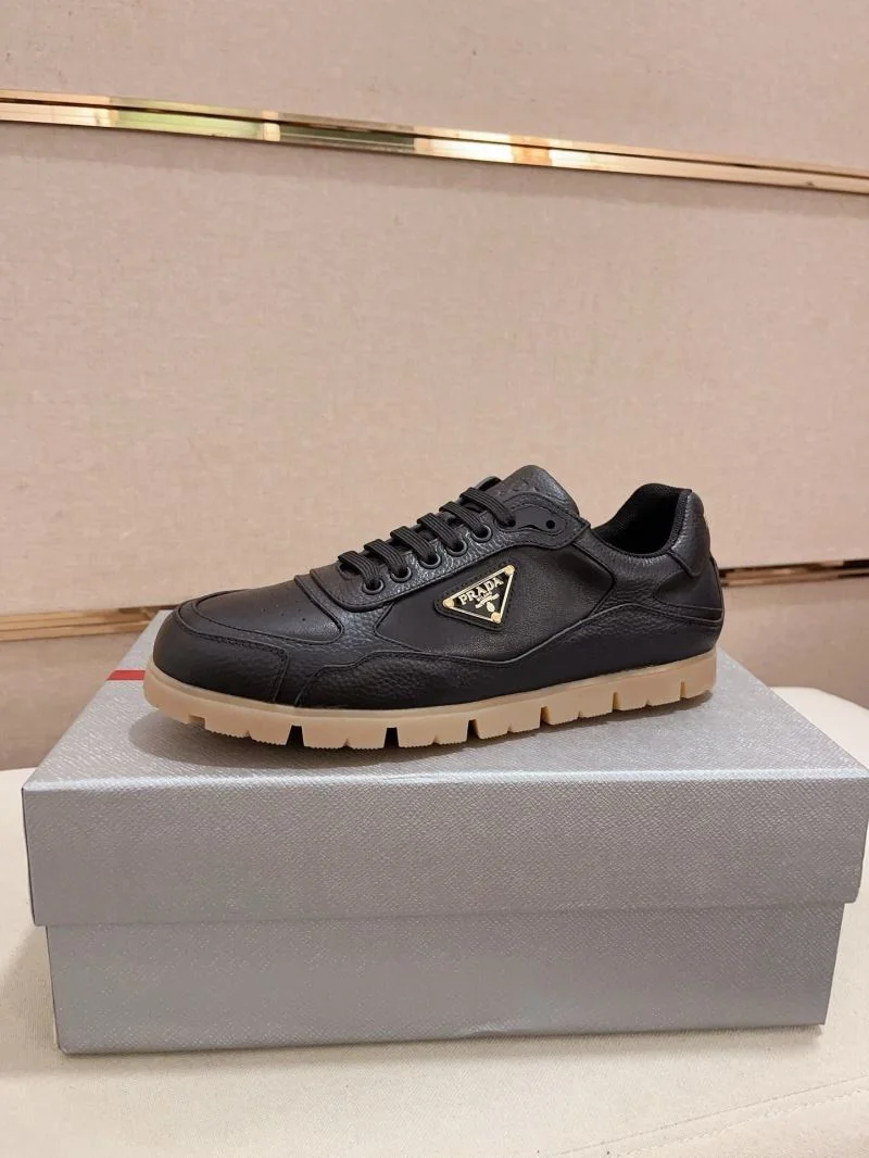 Efficient Prada Low Shoes 35589