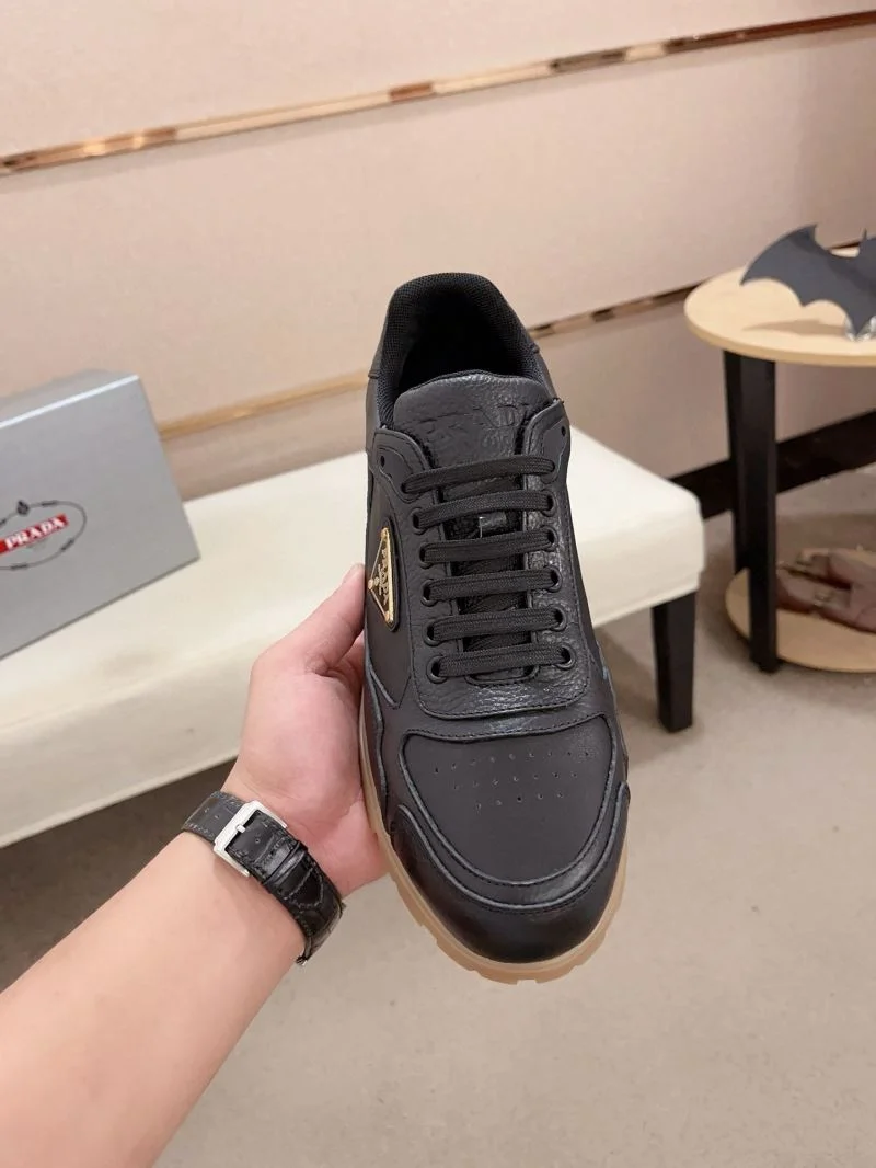 Efficient Prada Low Shoes 35589