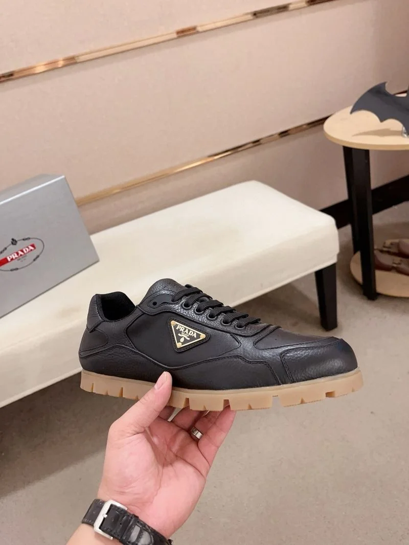 Efficient Prada Low Shoes 35589