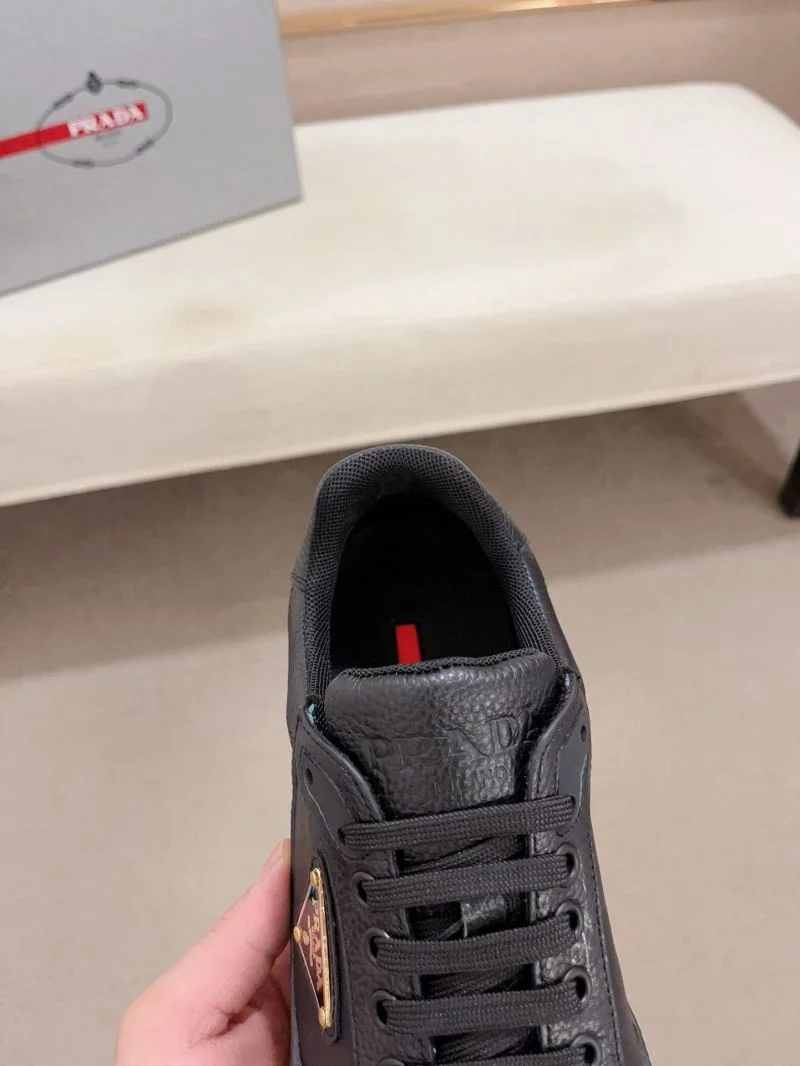 Efficient Prada Low Shoes 35589